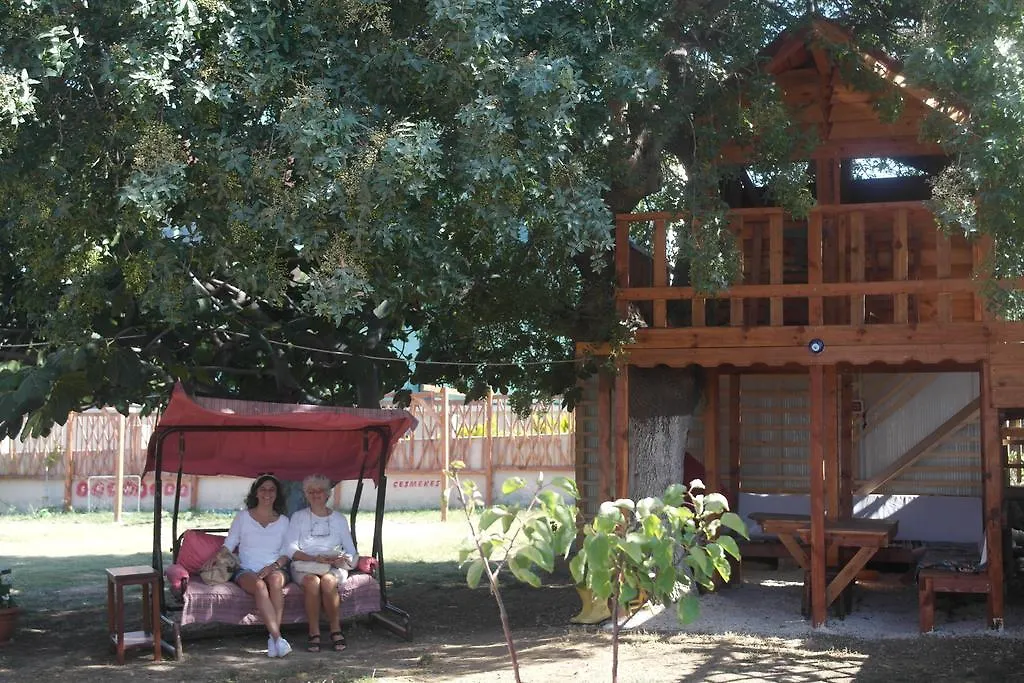 Cesmekes Otel تركيا
